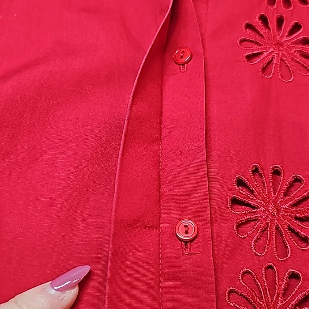 NEW THE LIMITED RED FLORAL CUTOUT TUXEDO CUFF BUTTON-UP BLOUSE